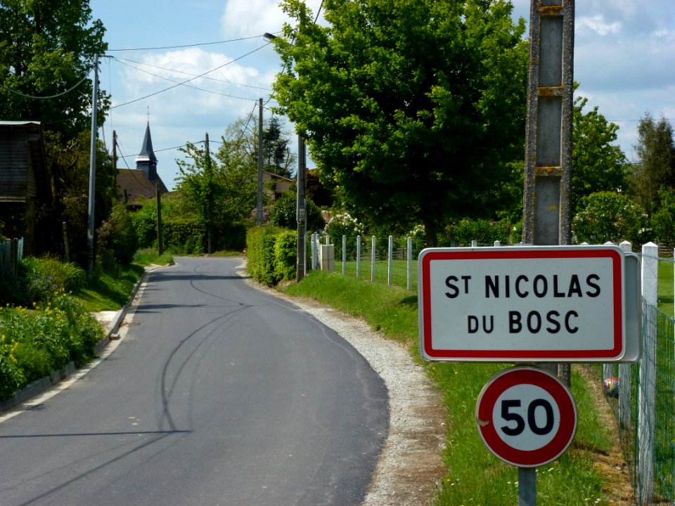 Saint-Nicolas-du-Bosc (Eure, Fr) city limit sign
