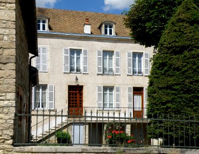 Saint-Romain Demeure Place du Pont 1