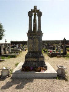 Saint-Rémy-de-Sillé (Sarthe) monument aux morts