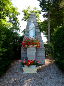 Saint-Omer-Capelle (Pas-de-Calais) statue de la Vierge