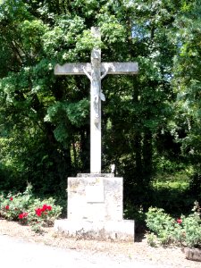 Saint-Romans-lès-Melle (Deux-Sèvres) croix de chemin photo