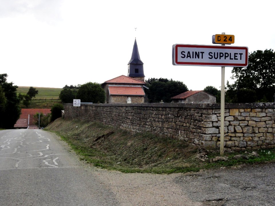Saint-Supplet (Meurthe-et-M.) city limit sign et église