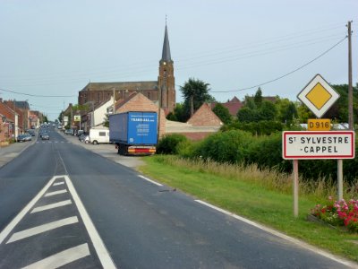 Saint-Sylvestre-Cappel (Nord, Fr) église, city limit sign, route Nationale
