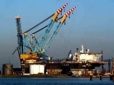 Saipem 7000 starboard 14January2006