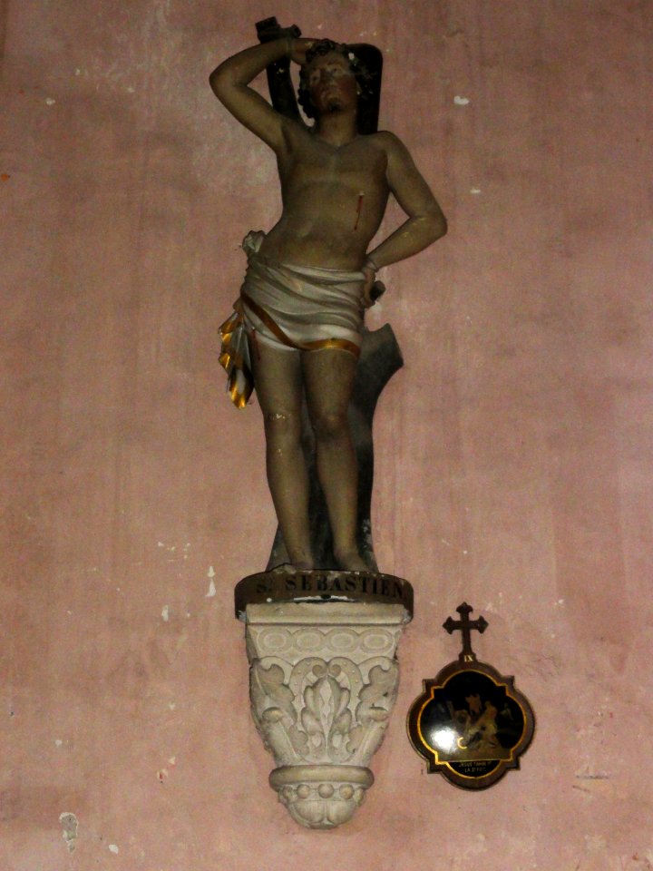 Saint-Léonard-des-Bois (Sarthe) église, statue saint Sébastien