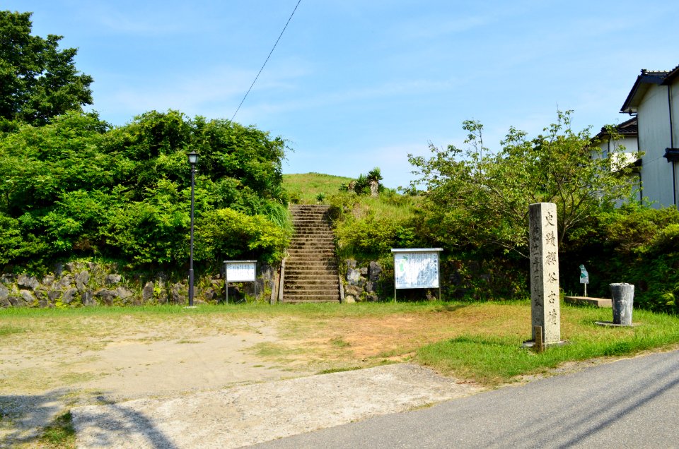 Sakuradani Kofun Group (Takaoka)-2, entrance