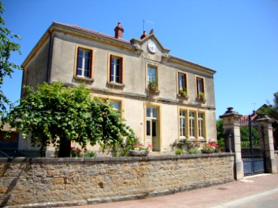 Saint-Vallerin (Saône-et-Loire, Fr) école