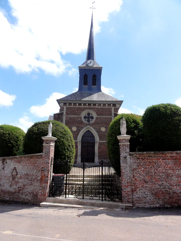 Saint-Pierremont (Aisne) église (01)