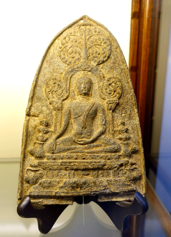 Sakyamuni plaque, Thailand, 16th century, bronze - Museum of Vietnamese History - Ho Chi Minh City - DSC06029