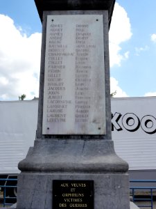 Saint-Laurent-sur-Othain (Meuse) monument aux morts (02)