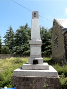 Saint-Victeur (Sarthe) monument aux morts
