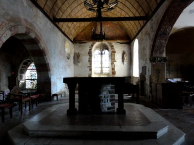 Saint-Léonard-des-Bois (Sarthe) église, intérieur vu vers le portail