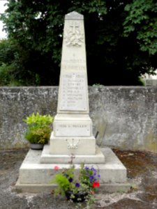 Saint-Remimont (M-et-M) monument aux morts