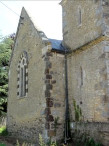 Saint-Victeur (Sarthe) église, le mur lézardé