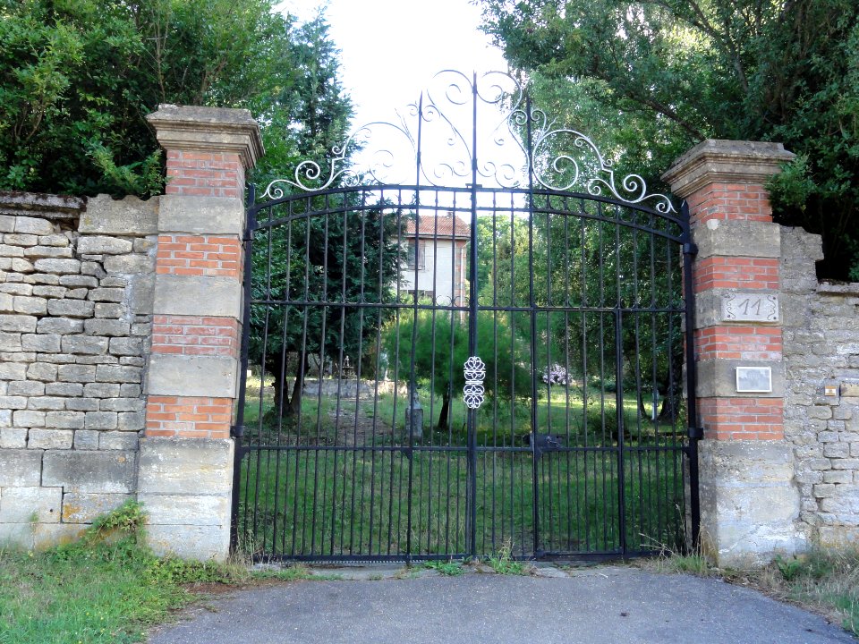 Saint-Supplet (Meurthe-et-M.) portail proprieté général Guinot