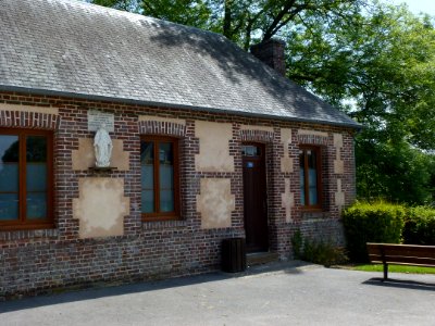 Saint-Victor-d'Épine (Eure, Fr) maison confrèrie de charité