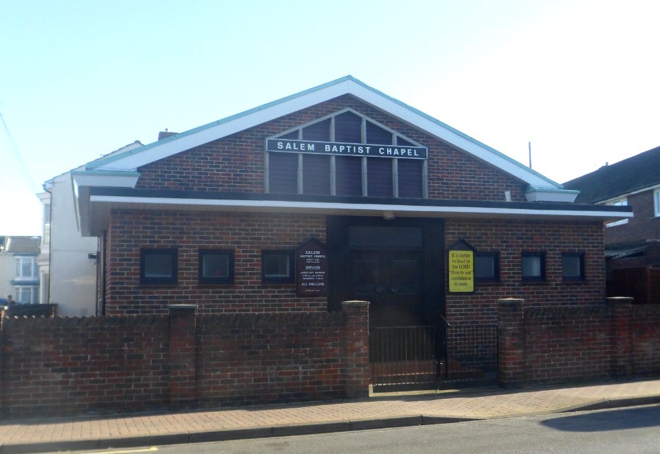 Salem Baptist Chapel, Shearer Road, Buckland (November 2017) (1)
