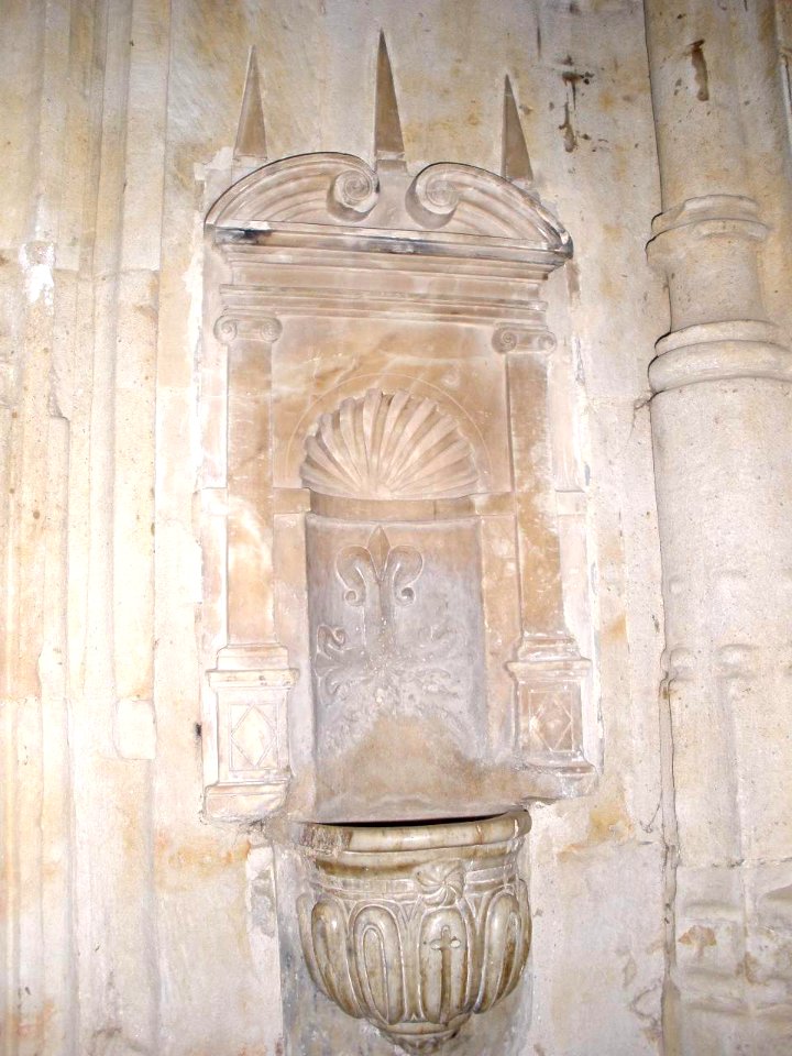 Salamanca - Convento de San Esteban, interior de la iglesia 04