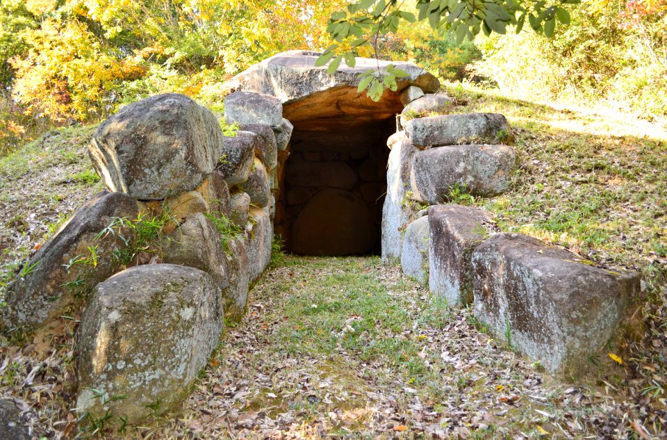 Sakoyama Kofun Group-1, entrance-1
