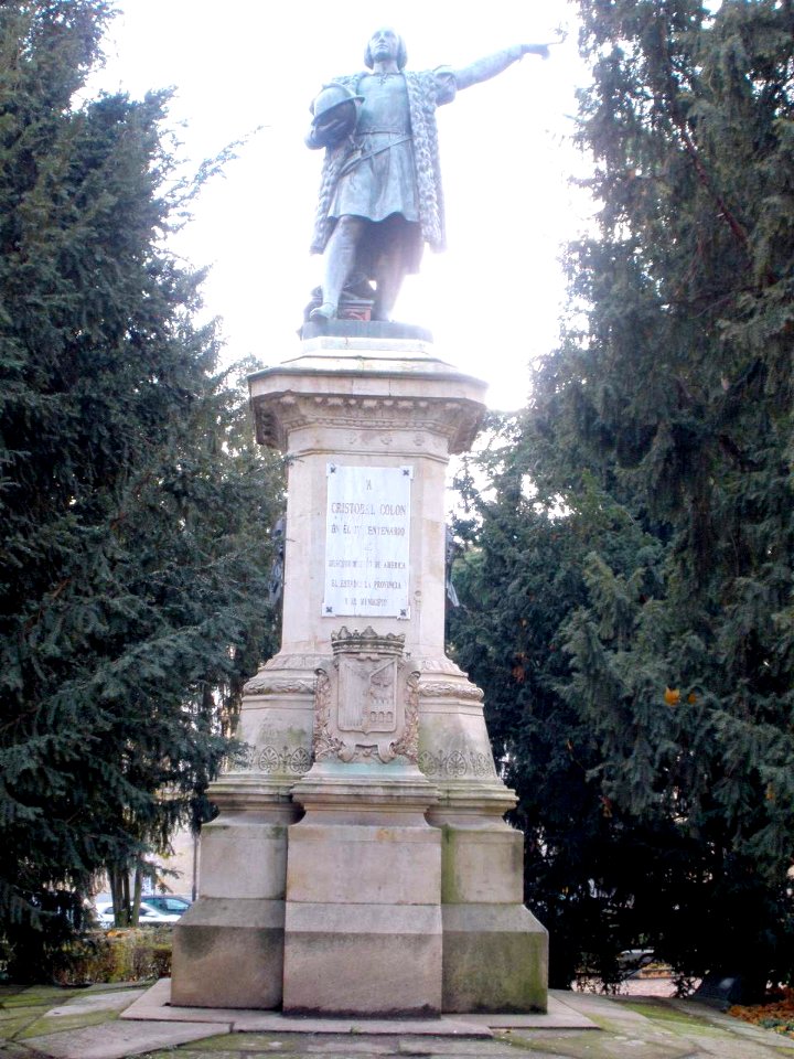 Salamanca - Monumento a Colón