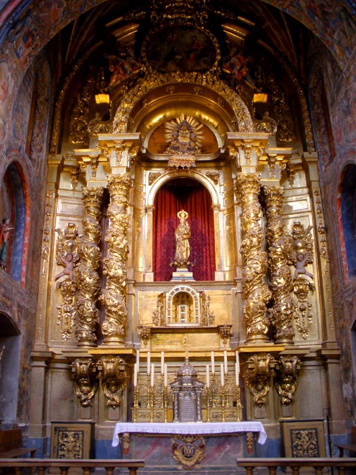 Salamanca - Convento de San Esteban, interior de la iglesia 31