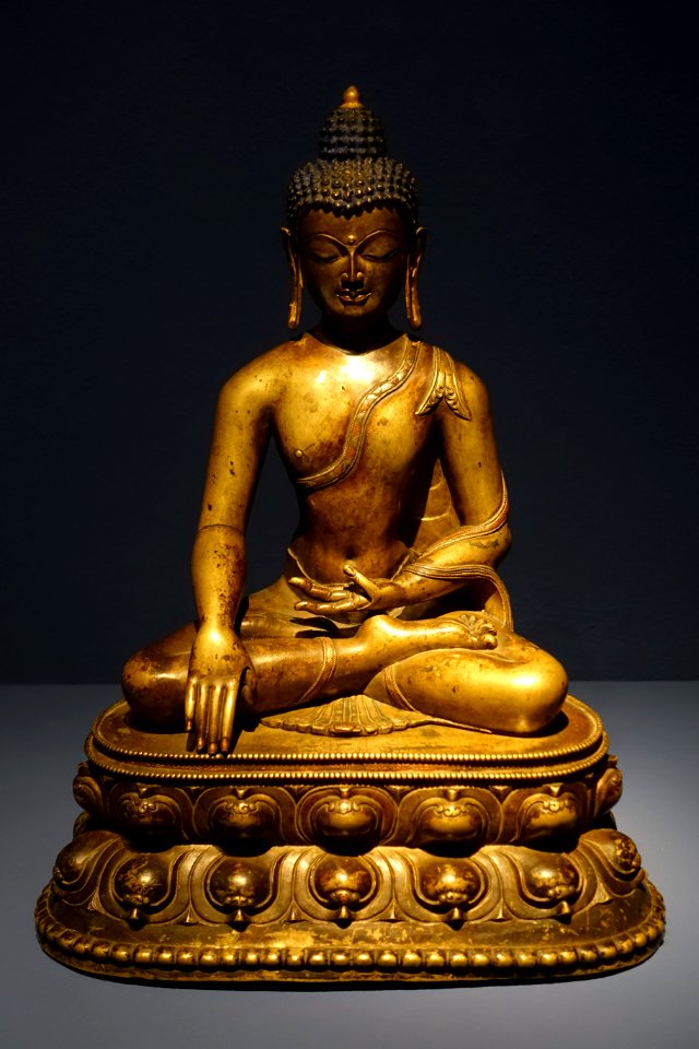 Sakyamuni Buddha, southern Tibet or Nepal, 16th century AD, bronze, turquoise - Linden-Museum - Stuttgart, Germany - DSC03676
