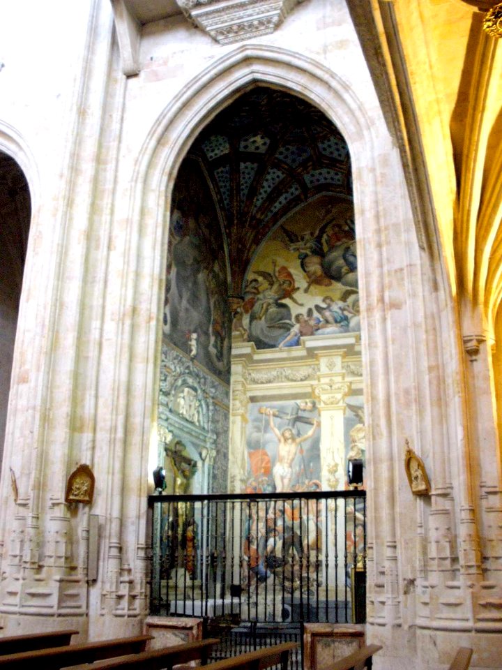 Salamanca - Convento de San Esteban, interior de la iglesia 23