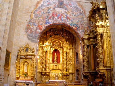 Salamanca - Convento de San Esteban, interior de la iglesia 07