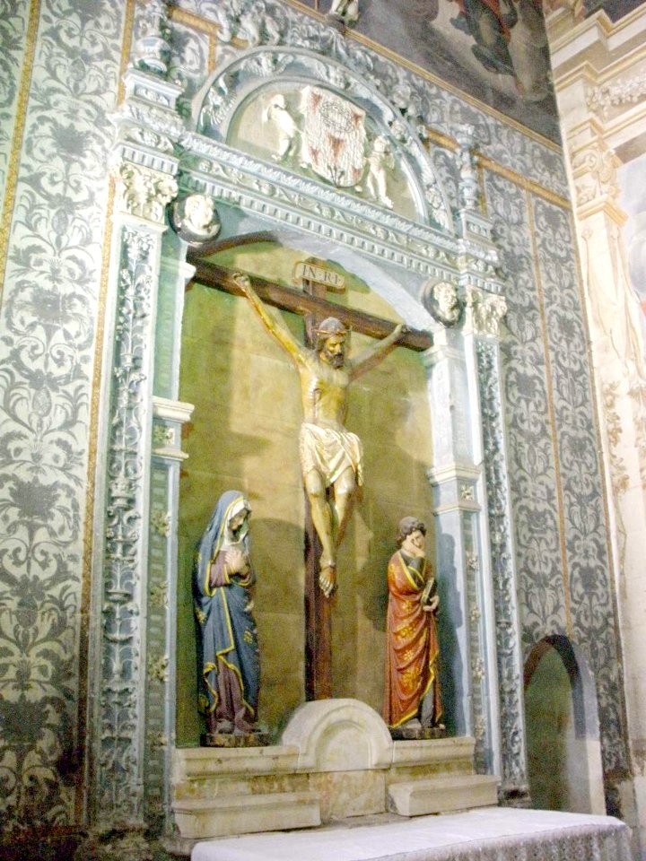 Salamanca - Convento de San Esteban, interior de la iglesia 12