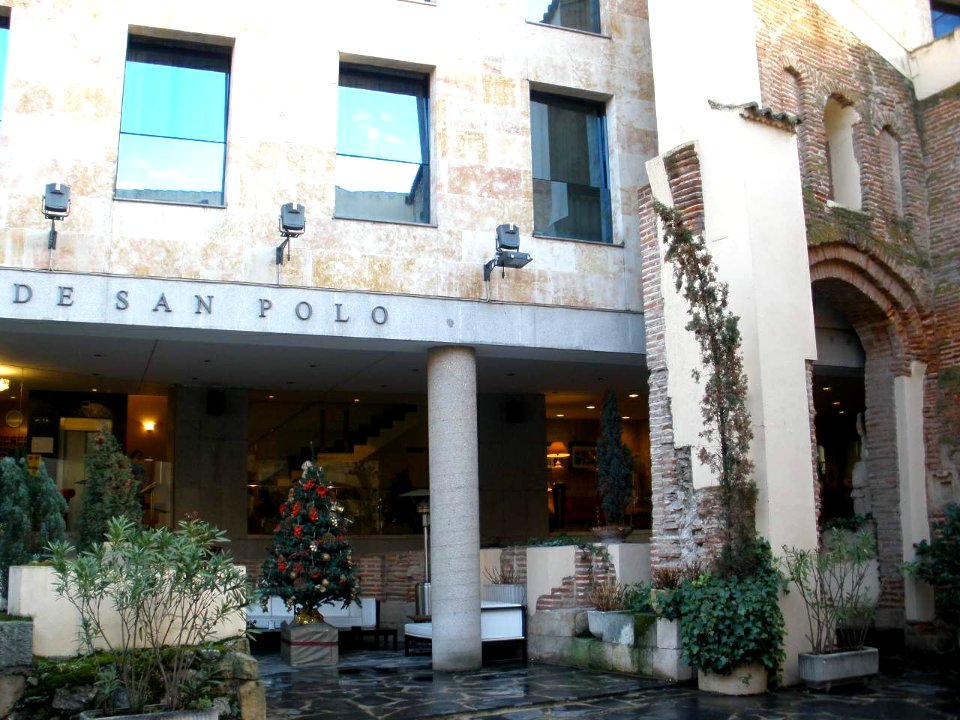Salamanca - Antigua Iglesia y actual Hotel de San Polo 4