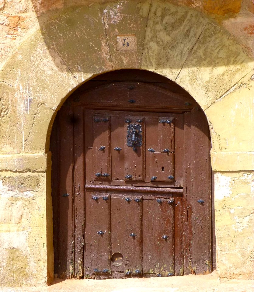Salas de los Infantes - Puerta 1