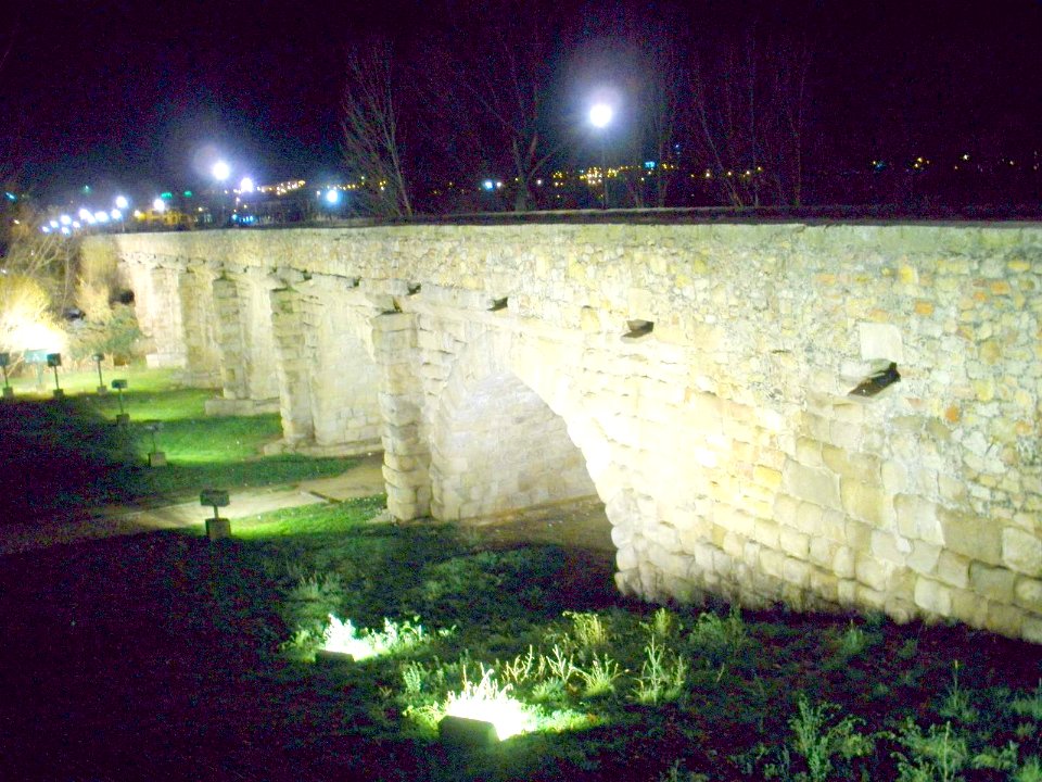 Salamanca - Puente romano sobre el Tormes 1