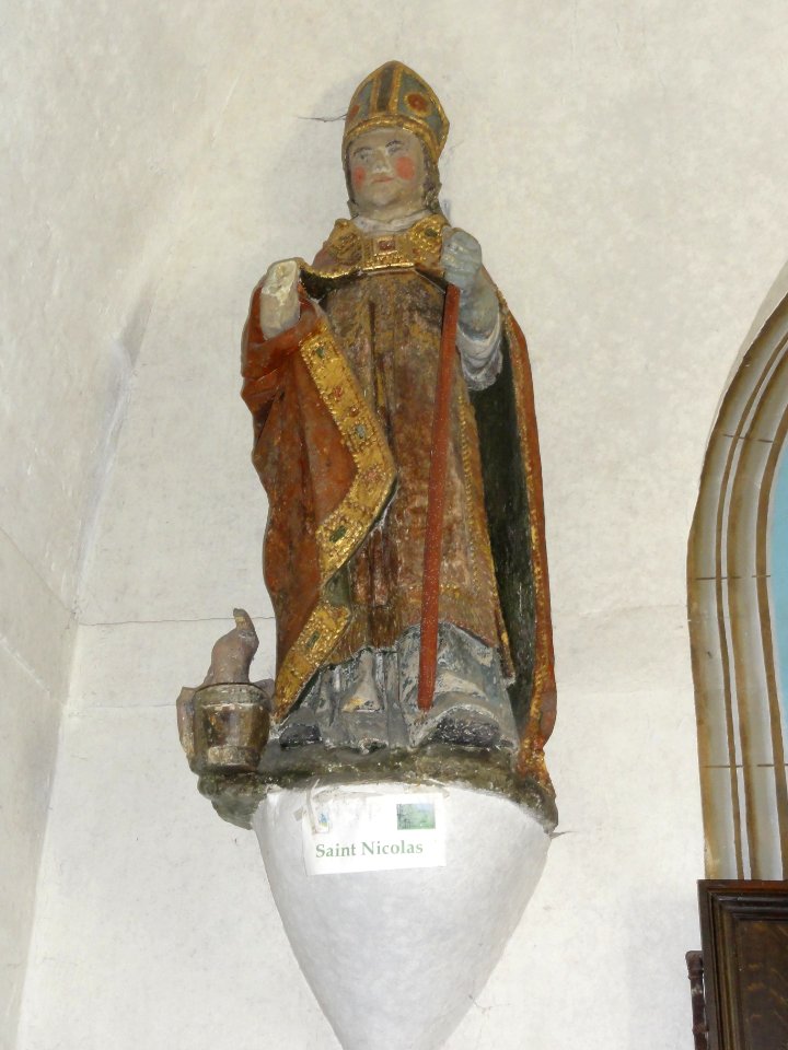 Saint-Nicolas-de-la-Haie (Seine-Mar.) église, statue 01 Saint Nicolas
