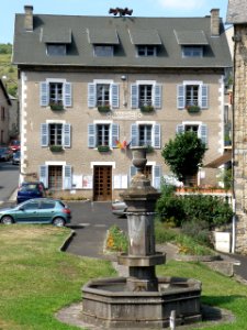 Saint-Nectaire Mairie2