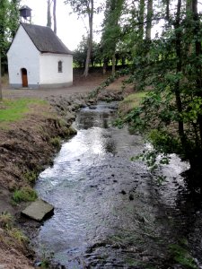 Salesches (Nord, Fr) ruisseau St.Georges, chapelle des Prés