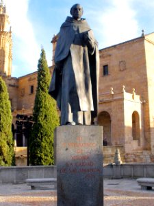Salamanca - Monumento a Francisco de Vitoria