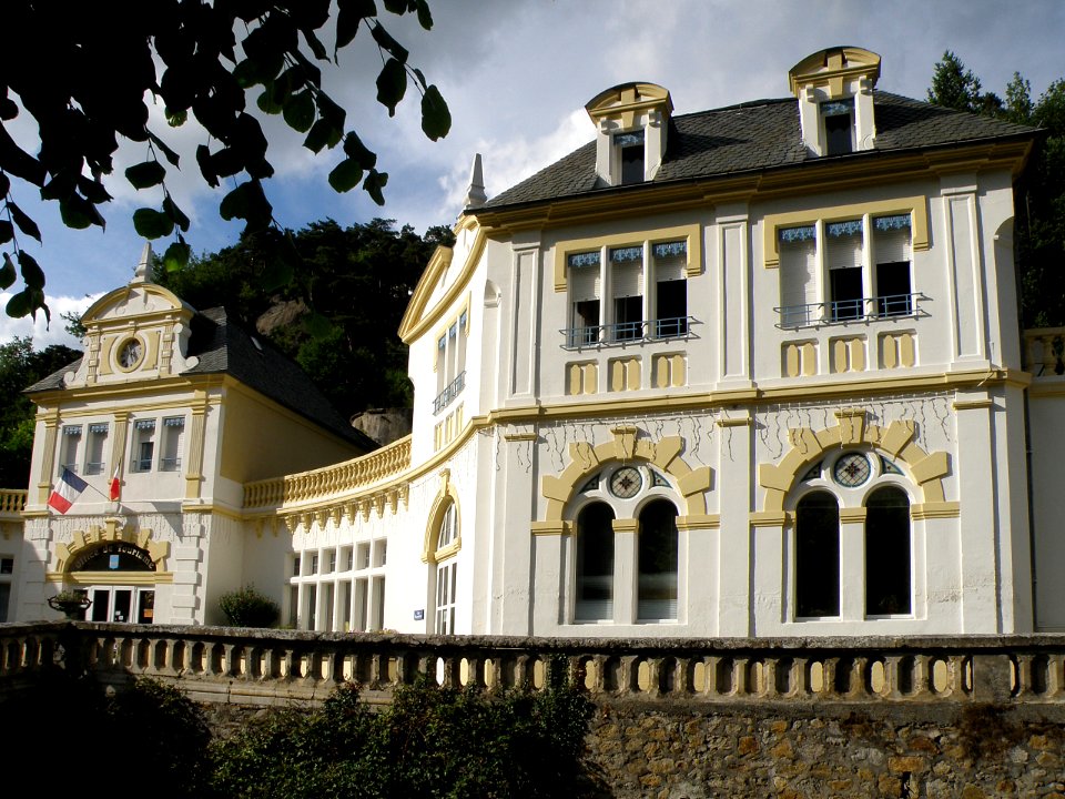 Saint-Nectaire-le-Bas Thermes3.psd