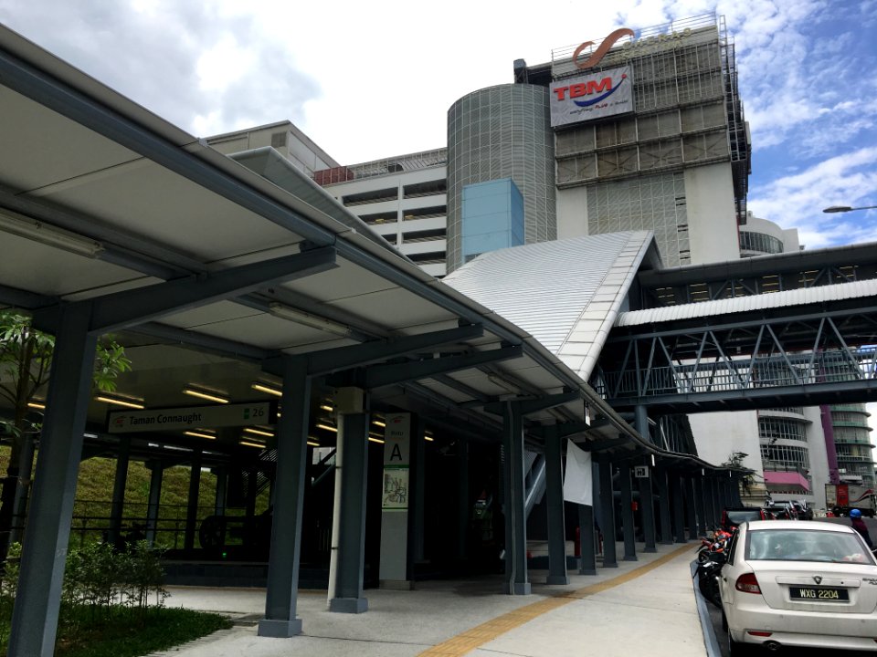 SBK Line Taman Connaught Entrance A 3