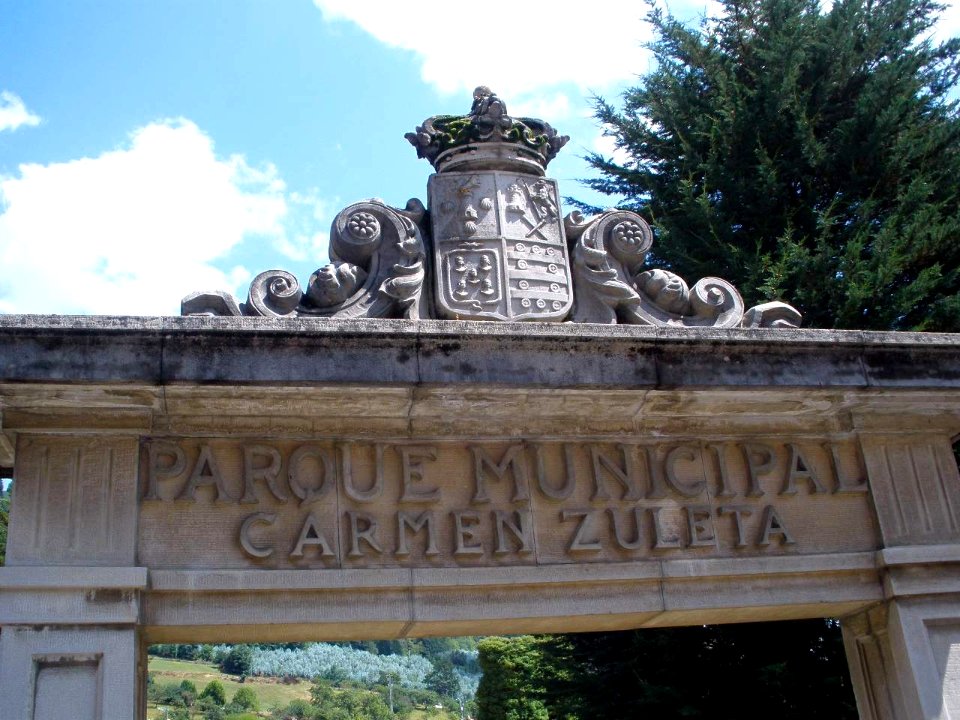Salas - Parque Municipal Carmen Zuleta 2