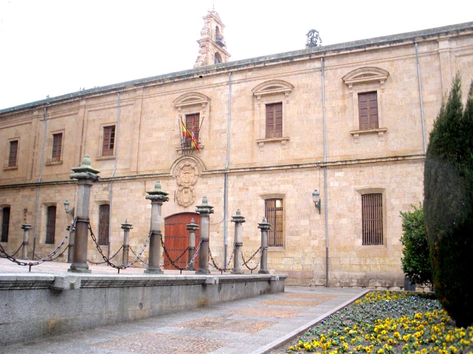 Salamanca - Universidad, Escuelas Mayores, fachada oriental 1