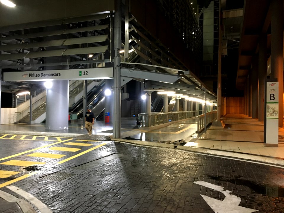 SBK Line Phileo Damansara Entrance B 2