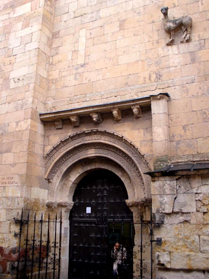 Salamanca - Iglesia de San Julián y Santa Basilisa 18
