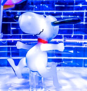 Peanuts exhibition cartoon character