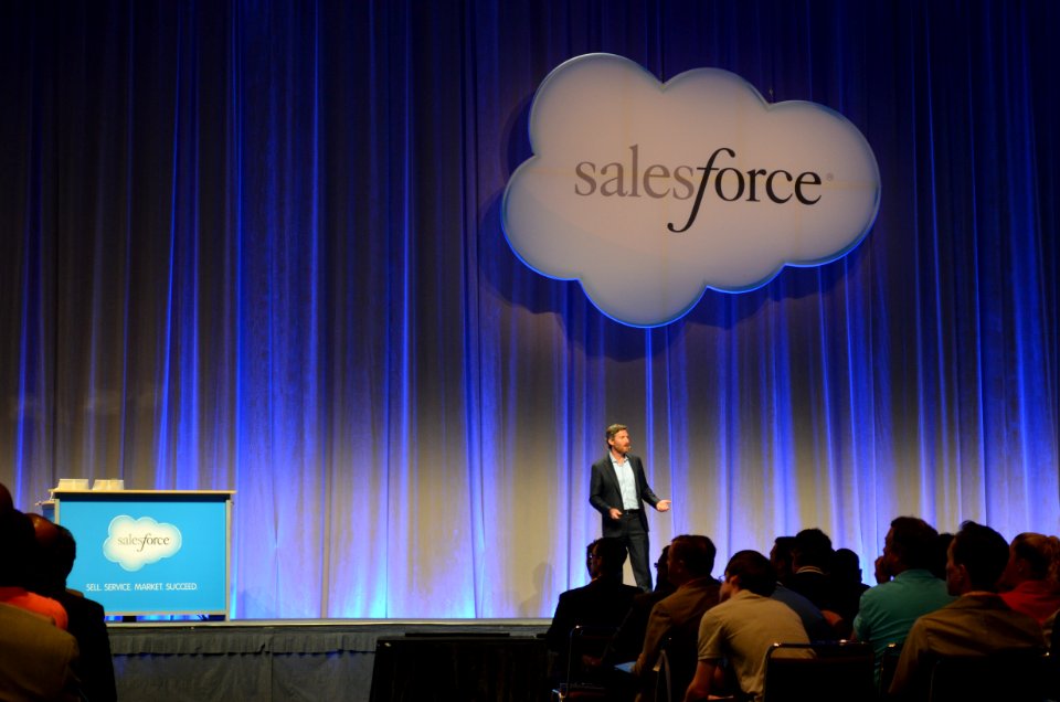 SalesforceCustomerCompanyTour