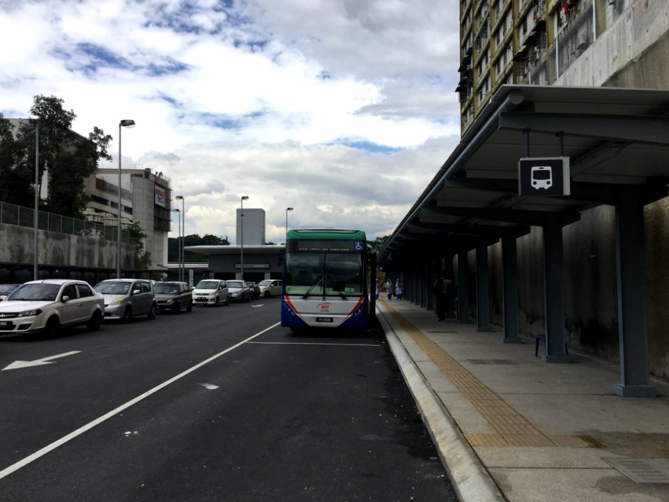 SBK Line Taman Connaught Entrance C 4