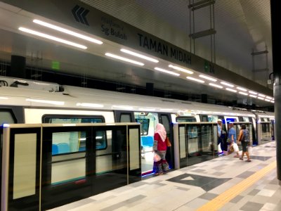 SBK Line Taman Midah Platform 1