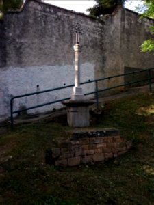 Sathonay-Village - Montée du Village, croix (3)