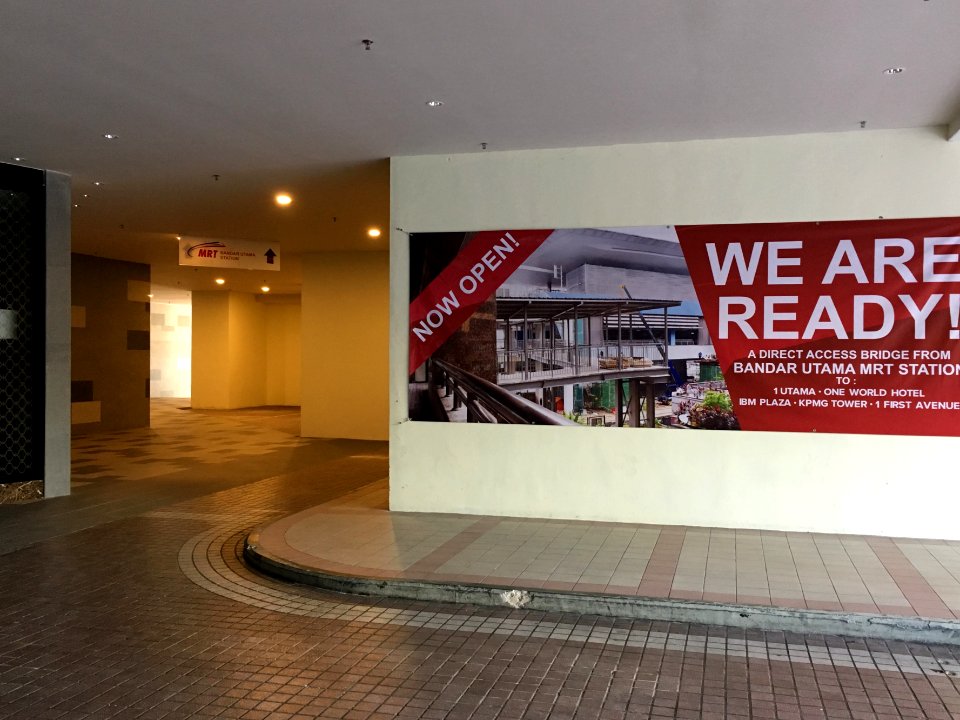 SBK Line Bandar Utama Entrance B 15