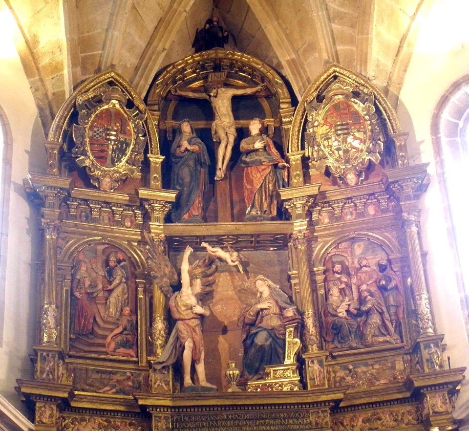 Salas - Colegiata de Santa María la Mayor, retablo principal, obra de Juan Ducete Díez (2)