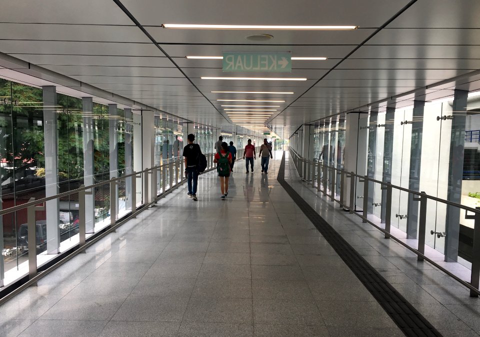 SBK Line Maluri Station Linkway 1